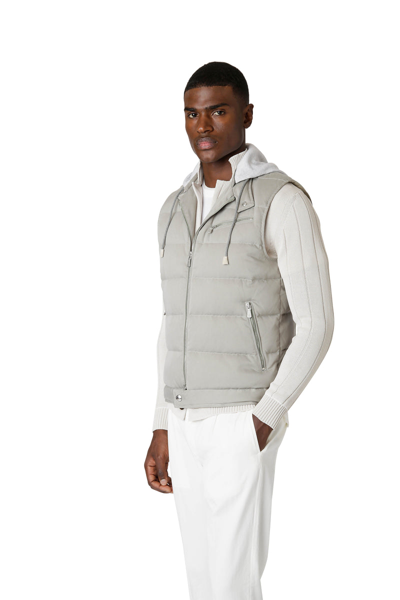 DETACHABLE HOOD VEST