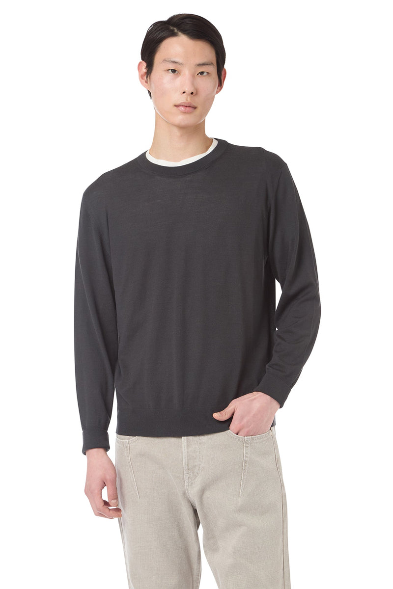 CREW NECK SWEATER