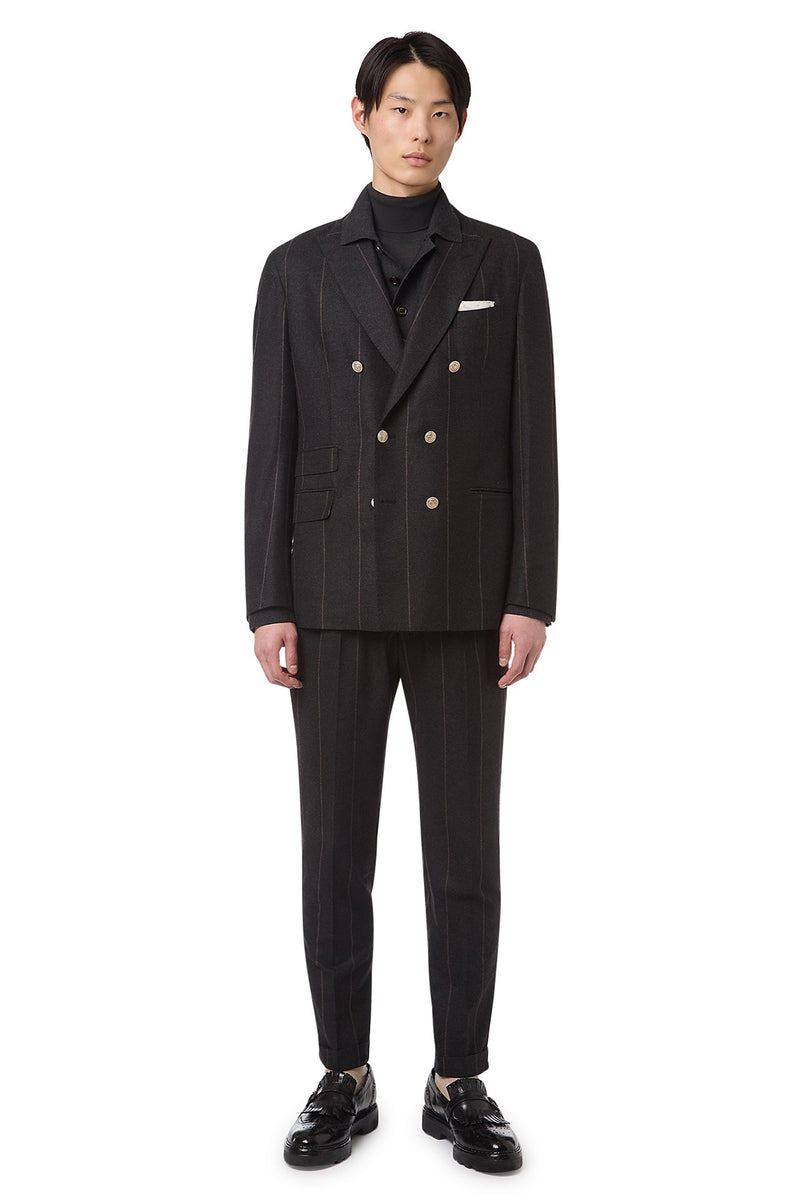 DOUBLE-BREASTED SUIT WITH PANTS