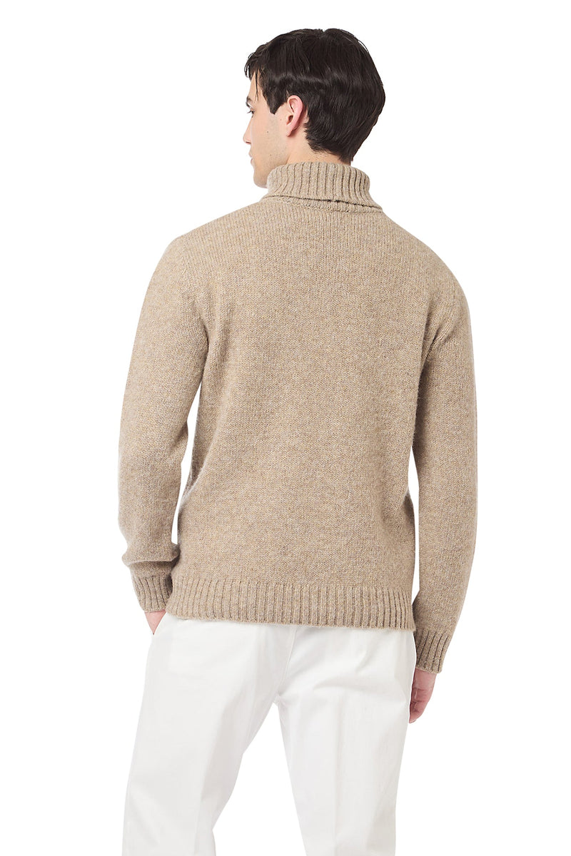 DIAMOND-PATTERNED TURTLENECK SWEATER