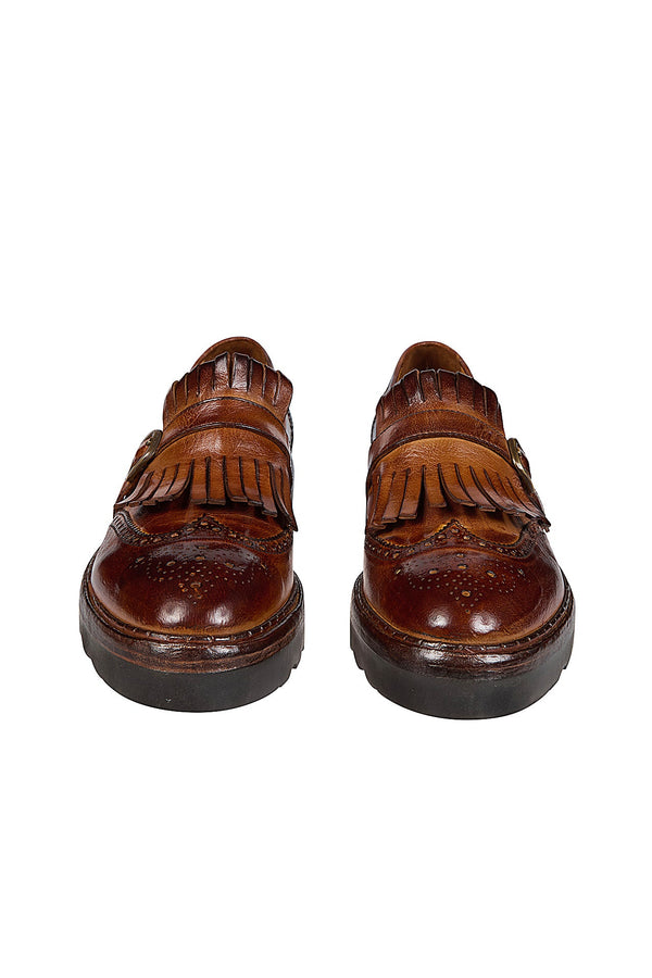 DERBY SHOE WITH FRINGE AND BUCKLE
