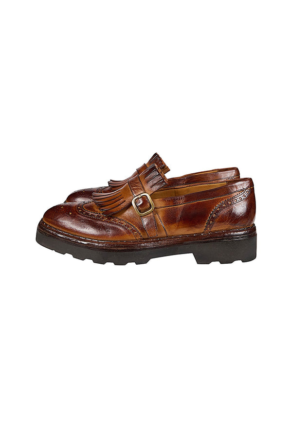 DERBY SHOE WITH FRINGE AND BUCKLE