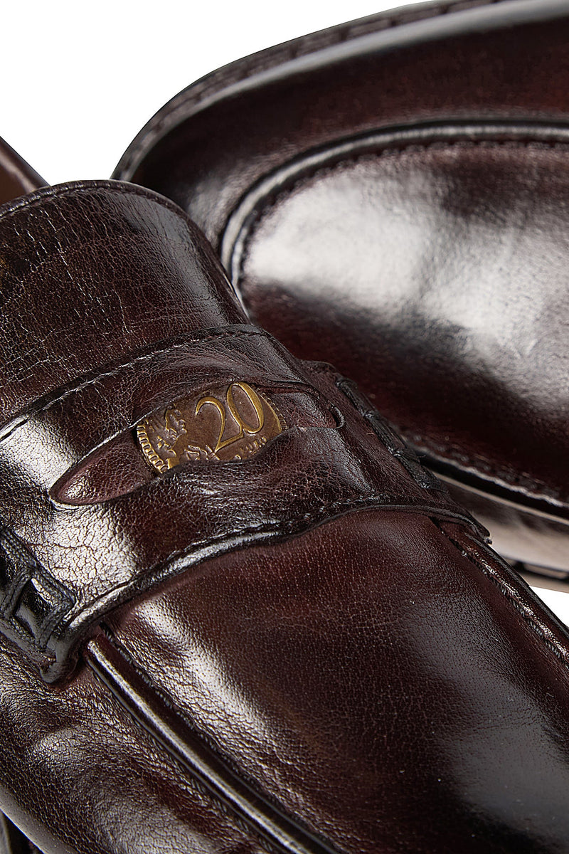 BUFFALO LEATHER MOCCASIN