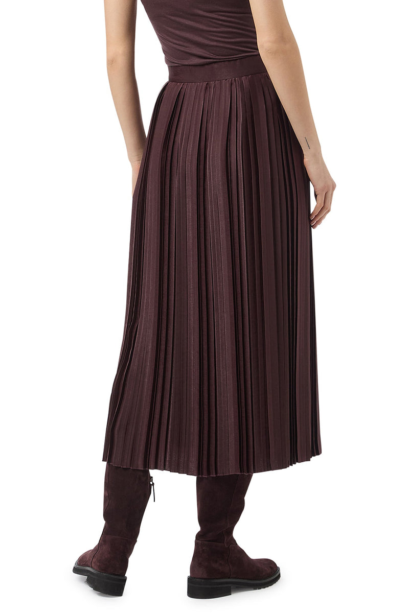 LONG PLEATED SKIRT