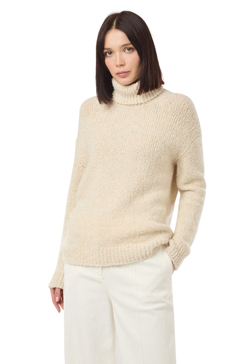 TURTLENECK SWEATER