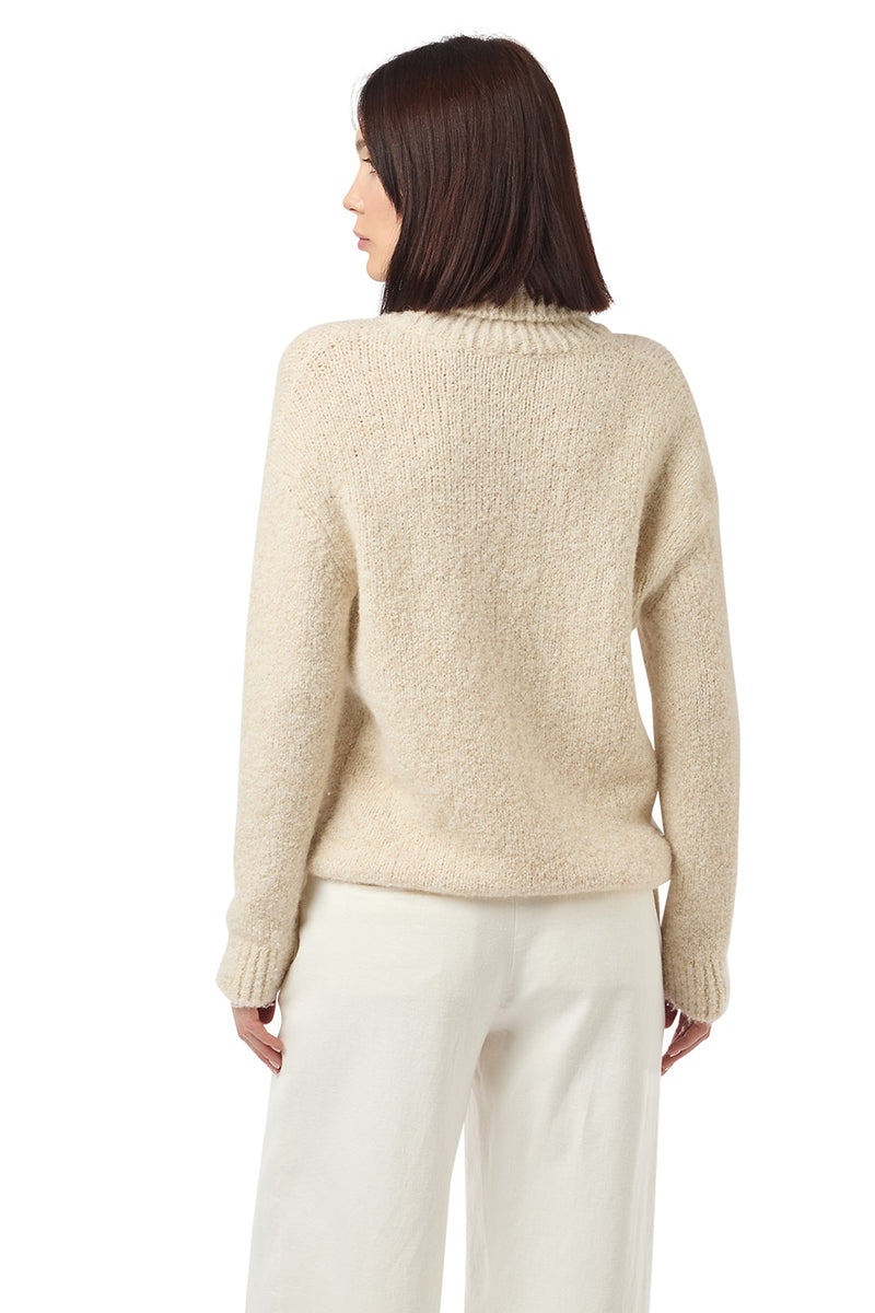 TURTLENECK SWEATER